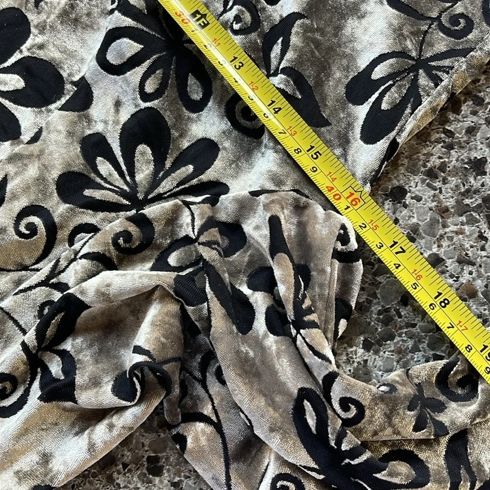 Velvet‎ Burnout Joseph Ribkoff Women's Floral Zip-Up Jacket Sz 10 Black & Silver